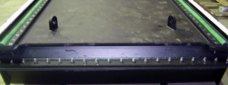 COMPORTA
Peso: 2,5 ton
Dimensões: 3.700 mm x 2.000 mm
Normas: AWS
Material: AC ASTM A-36
Ano de Fabricação: 2007