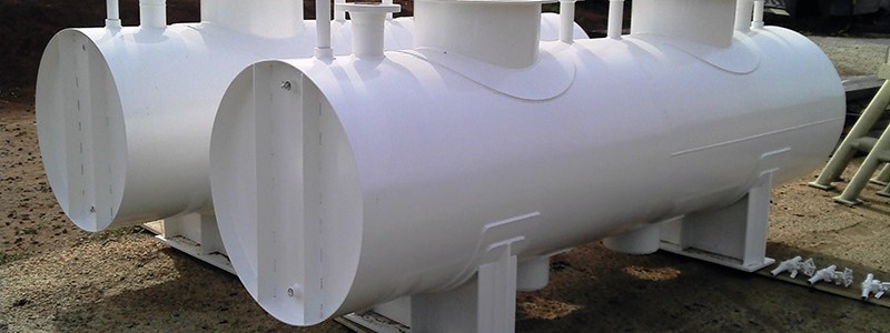 TANQUE
Peso: 1,2 ton
Dimensões: ø 900 X 3300 mm
Normas: N-270/ N-133/ NE-15100
Material: -283 GR C/ A-36
Ano de Fabricação: 2012