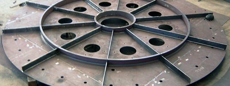 FUNDO DO FORNO
Peso: 300 kg
Dimensões: ø 1030 mm
Normas: N-133
Material: A-36/ A-516 GR 60
Ano de Fabricação: 2006