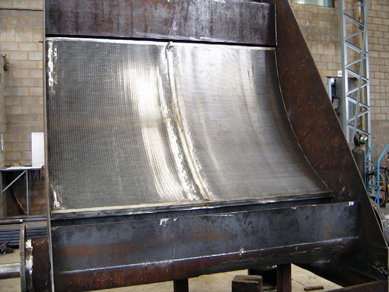 PENEIRA
Peso: –
Dimensões: –
Normas: –
Material: AC
Ano de Fabricação: 2005